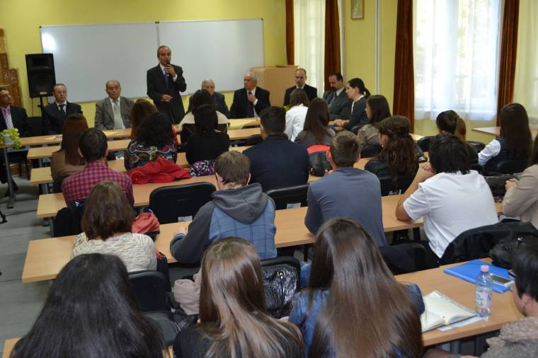 Tanévnyitó a Csiky-kerti egyetemen