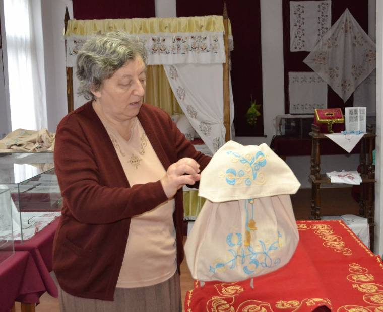 Gránátalmás tombola, a nyerés és adakozás lehetősége