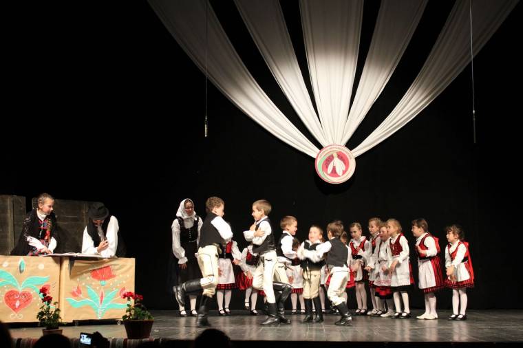 Ahogy tudták, úgy járták