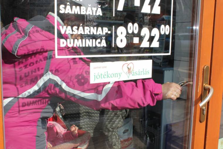 „Általunk adj annak is, kinek nincsen”