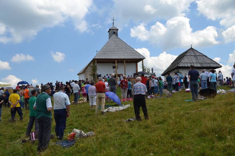 Búcsú a Szent Anna-kápolnánál