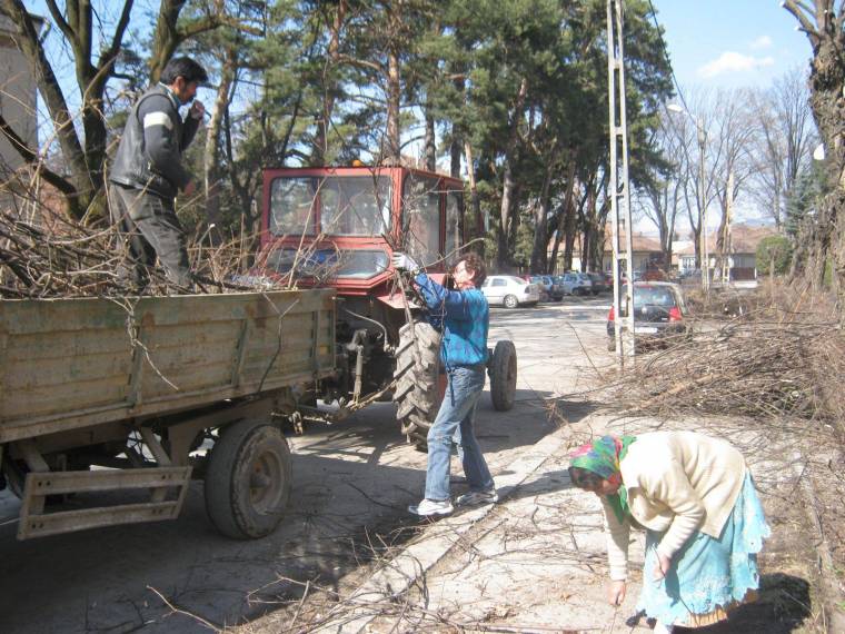 Tavaszi nagytakarítás Gyergyószentmiklóson