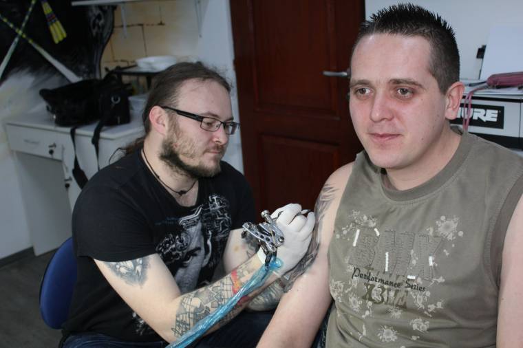 A Szeretlek Erzsitől az ánuszpiercingig