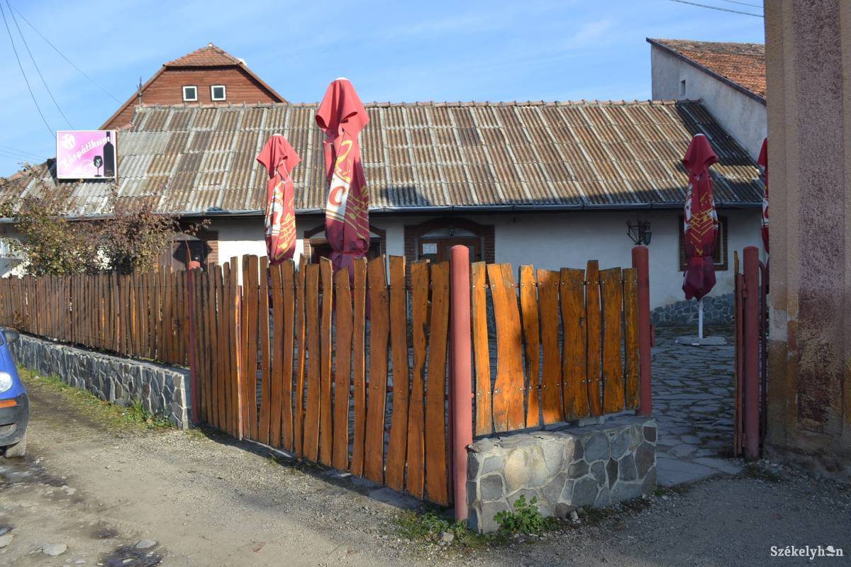 &bullet;  Fotó: Balázs Katalin