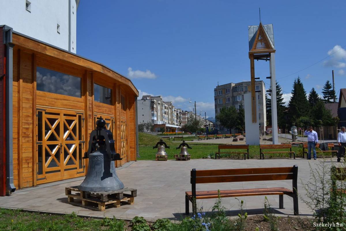 &bullet;  Fotó: Balázs Katalin