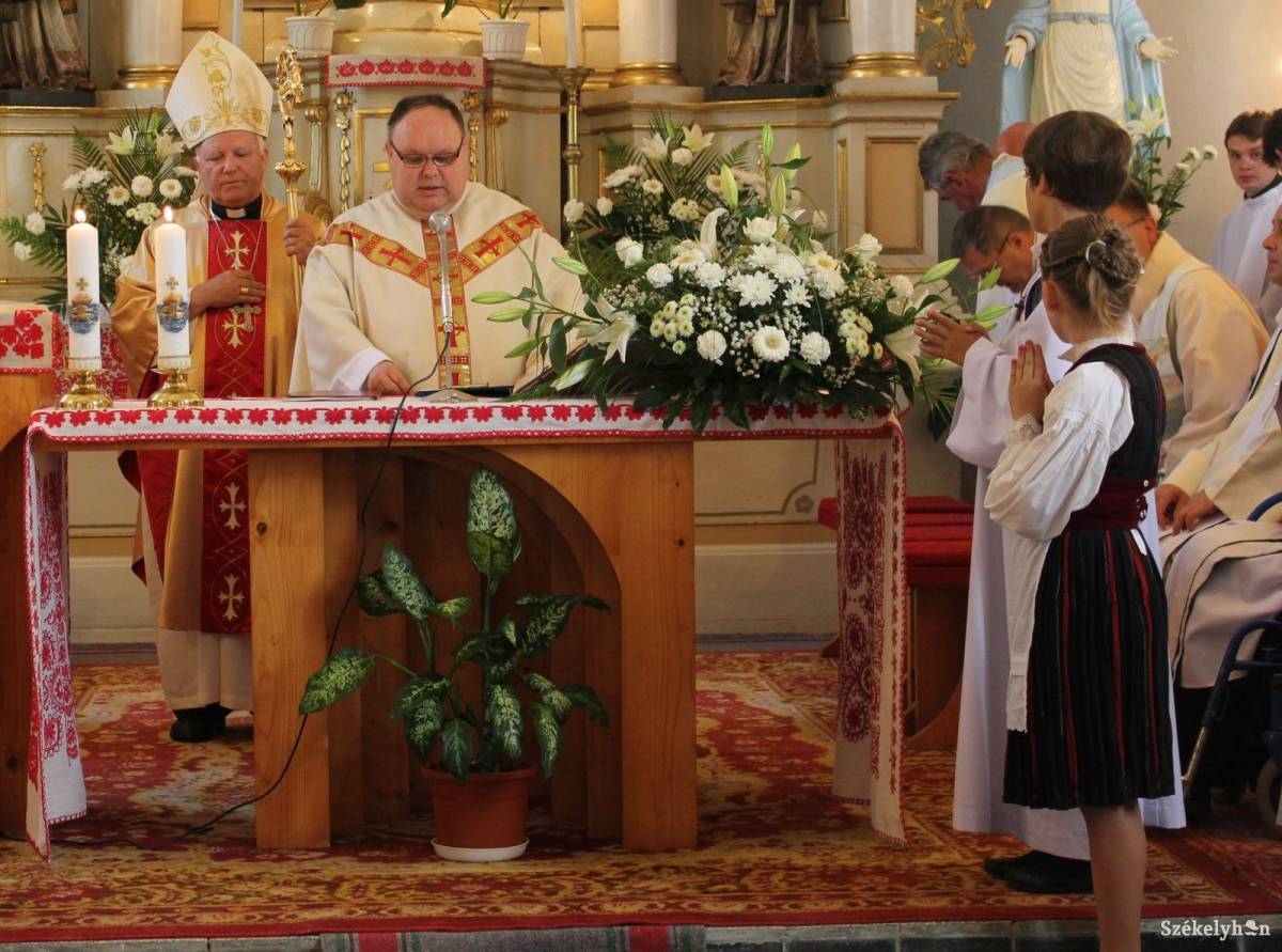 &bullet;  Fotó: Pethő Melánia