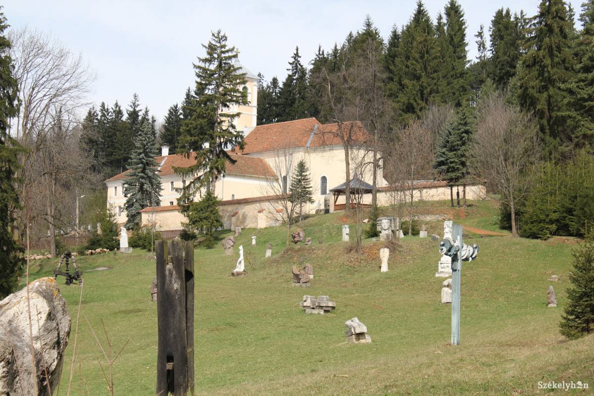 &bullet;  Fotó: Balázs Katalin