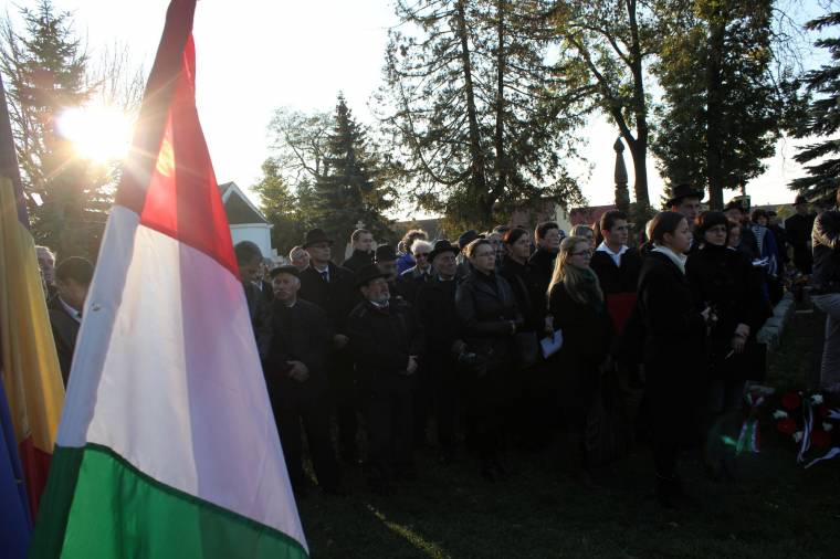 Ünnepi megemlékezés és felolvasószínház a szabadságharcról