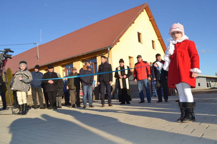 Új járda az óévből