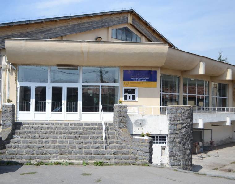 Fejlesztések, javítások a gyergyói jégcsarnokban