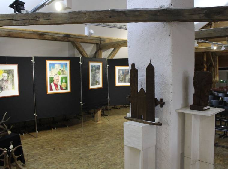 Újranyílik a Pro Art Galéria