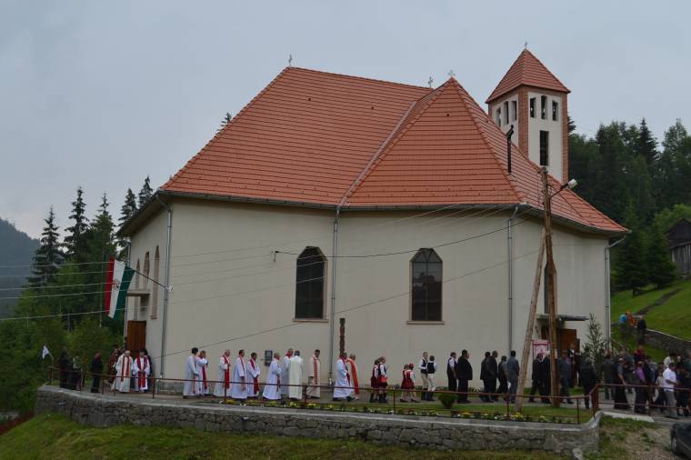Búcsút ültek, és Erőss Zsoltra emlékeztek az orotvaiak