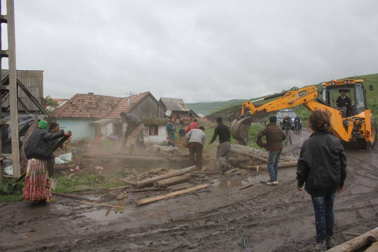 Újabb putrit bontottak le Gyergyószentmiklóson