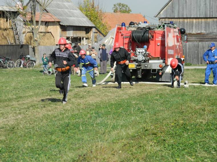 Csomafalva: tűzcsap kétszáz méterenként