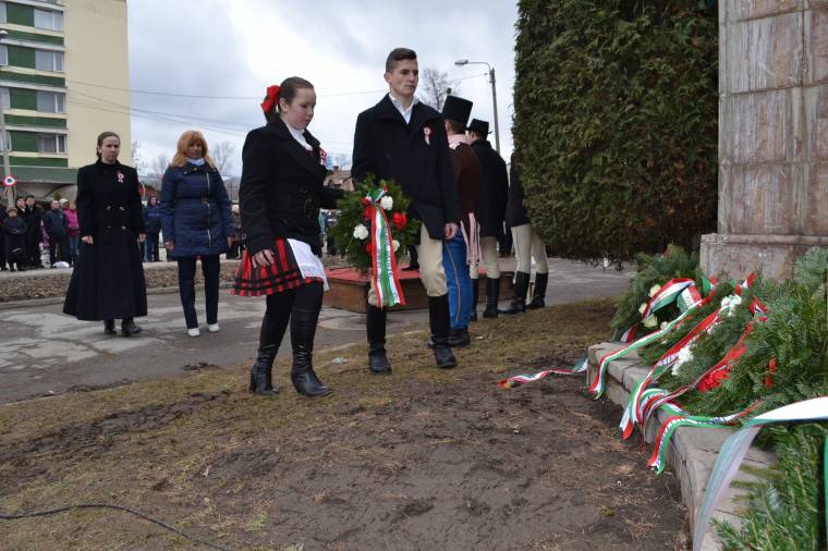 Március 15. a szembenézés ünnepe