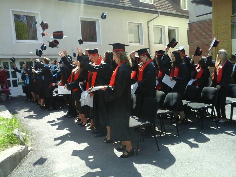 Hatvan végzőst búcsúztattak