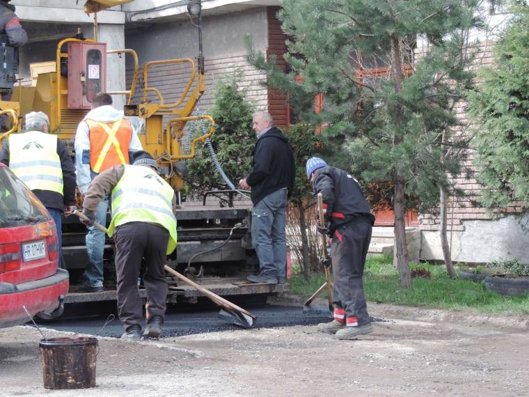 Kátyúznak Gyergyószentmiklóson