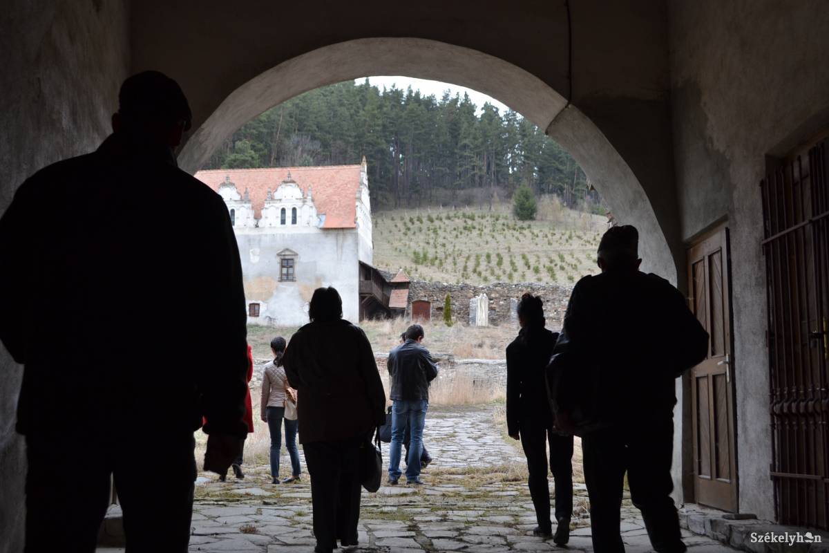 &bullet;  Fotó: Balázs Katalin