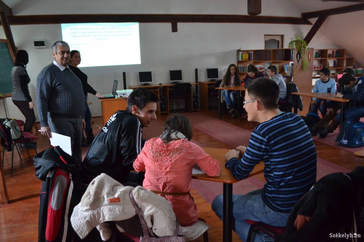 &bullet;  Fotó: Balázs Katalin