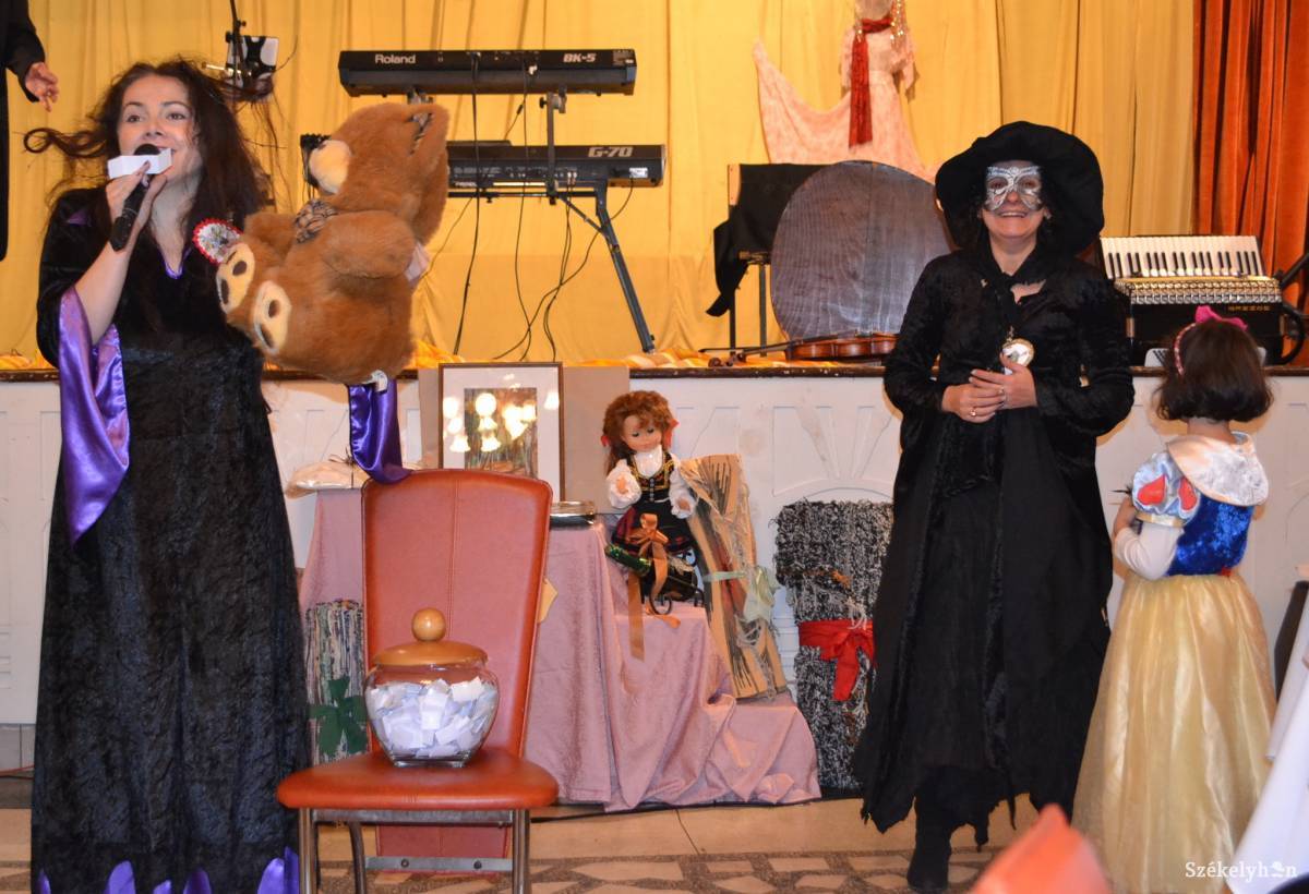 &bullet;  Fotó: Balázs Katalin