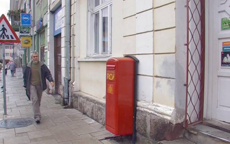 Újabb keresetet küldött Árus Zsolt Strasbourgba