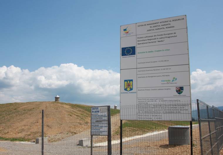 Bezárták a gyergyóalfalvi szeméttelepet
