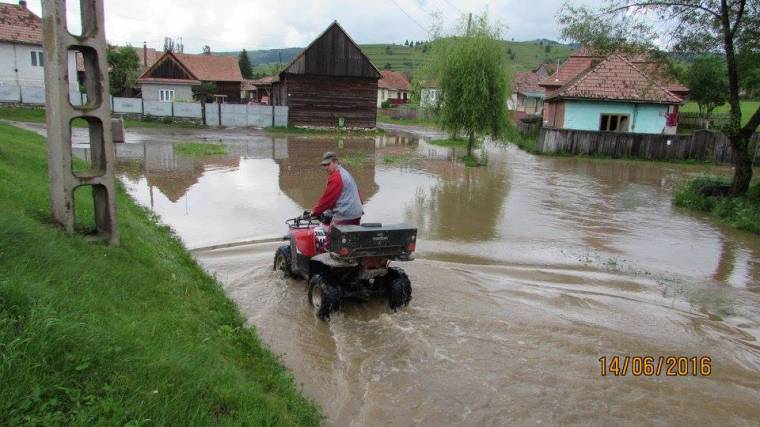 Áradás Tekerőpatakon