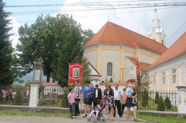 Templombúcsút és falunapot tartottak Újfaluban