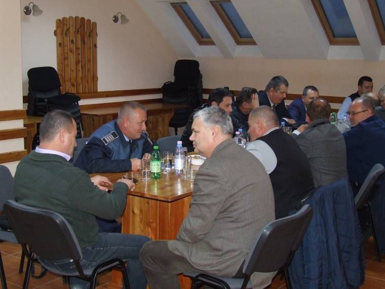 Közbiztonsági kérdésekről tárgyaltak Gyergyóalfaluban a Hargita Megyei Területi Közrendi Hatóság tagjai