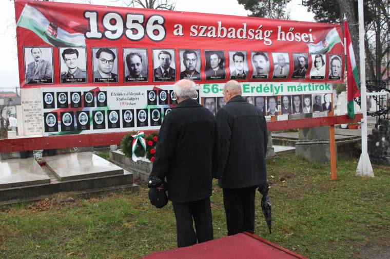 Örökérvényű üzenete van a forradalomnak