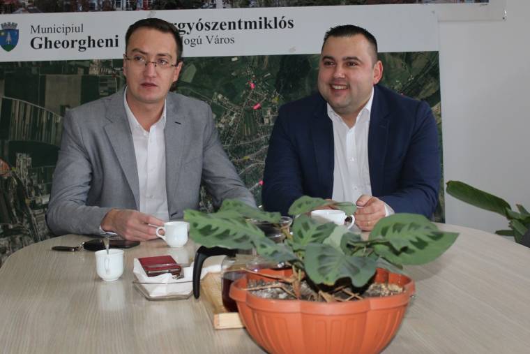 Teljes csatornahálózat kormánytámogatással