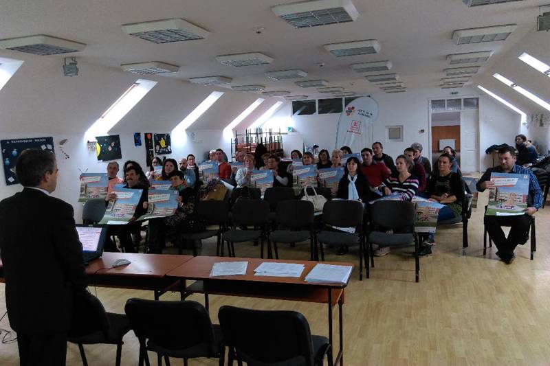 A versenybe benevezett iskolák tanárai számára tartottak képzést •  Fotó: Csergő Ottó