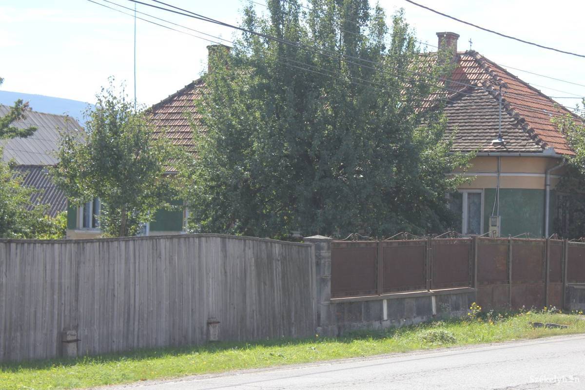 Ez a ház volt a bűncselekmény helyszíne 
