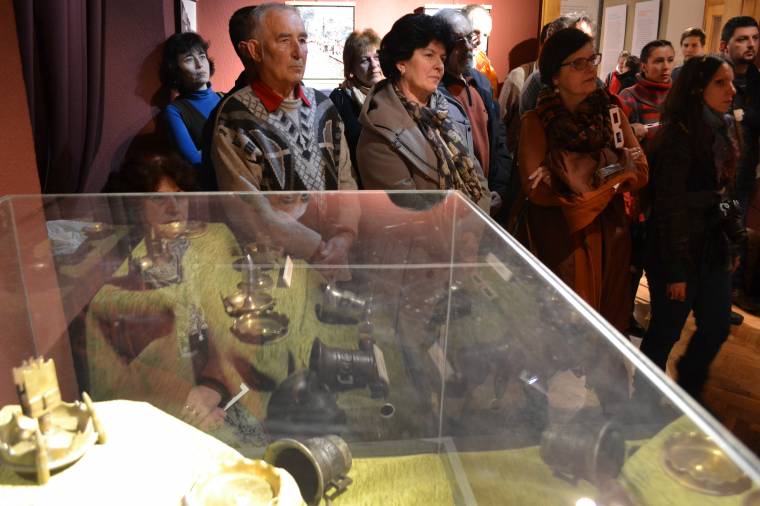 Világháborús fényképek különleges szemszögből