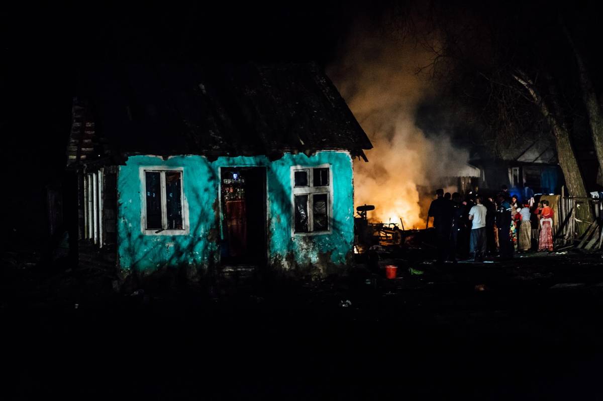 Szalmabála gyulladt ki a Malmoknál •  Fotó: Szász Adorján