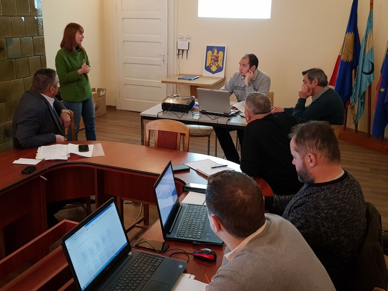 Bemutatták a kutatási témáikat a gyergyószentmiklósi önkormányzat által támogatott hallgatók