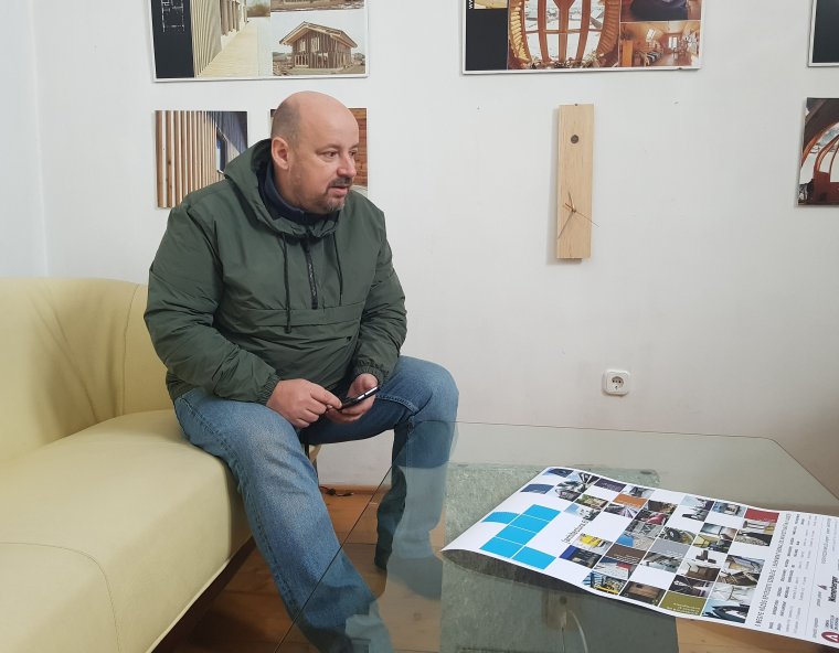Szabadtéri építészeti fotótárlat Gyergyószentmiklóson