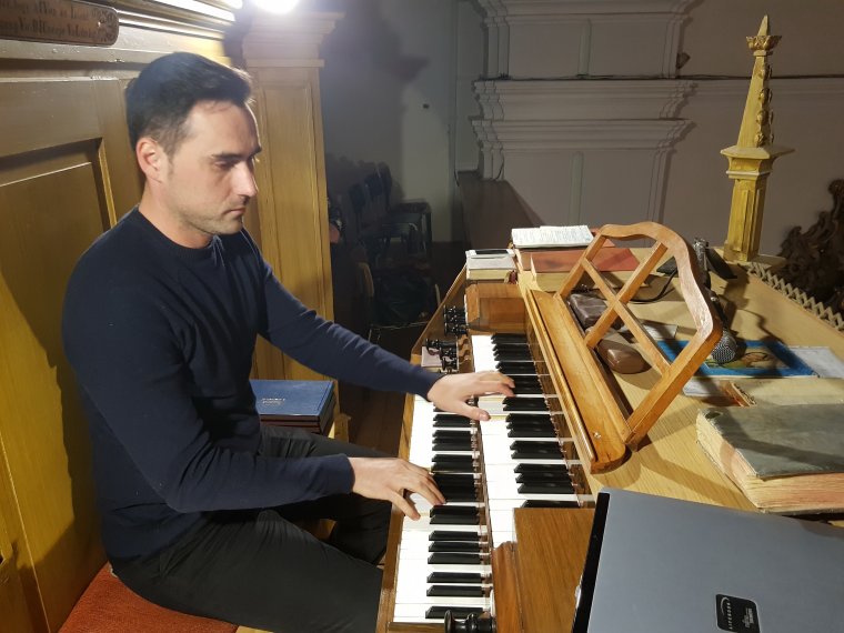 Orgonatudását csillogtatta meg a Bagossy Brothers Company billentyűse