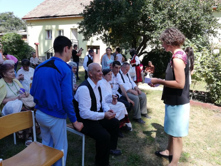 A zene nyelvén köttettek az ismeretségek