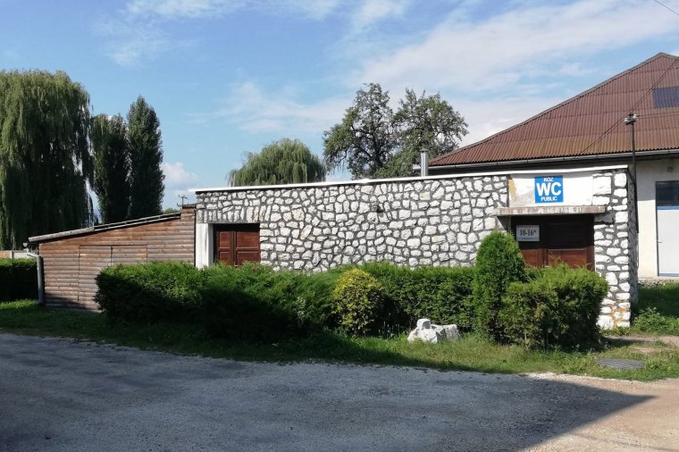 Ha vasárnap és hétfő, akkor szükség esetén tartogatni, kérezkedni, vagy suttyomban megoldani