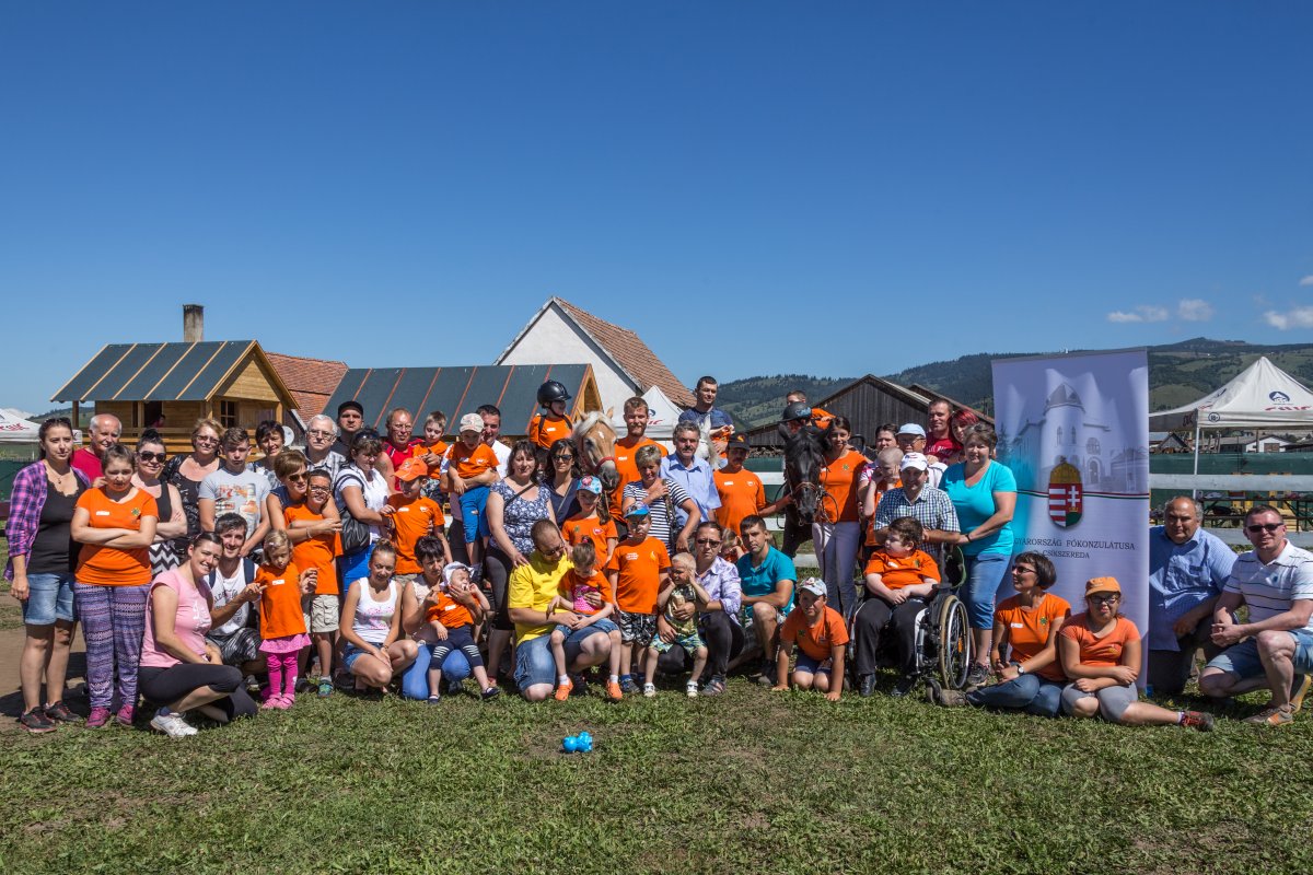 &bullet;  Fotó: Salvator Alapítvány