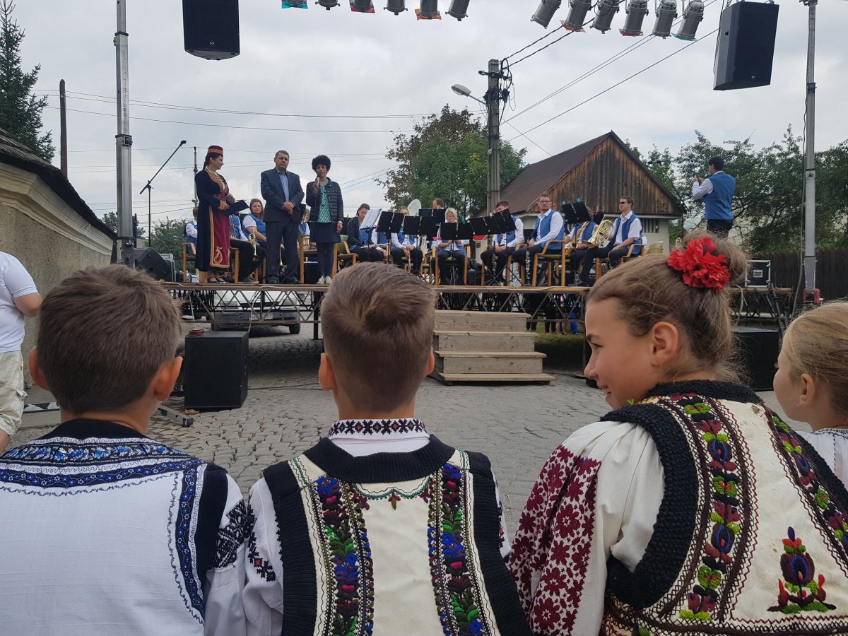 Az együttélésről szóltak a szombati fellépések, ezt méltatta Sergey Minasyan nagykövet is •  Fotó: Balázs Katalin