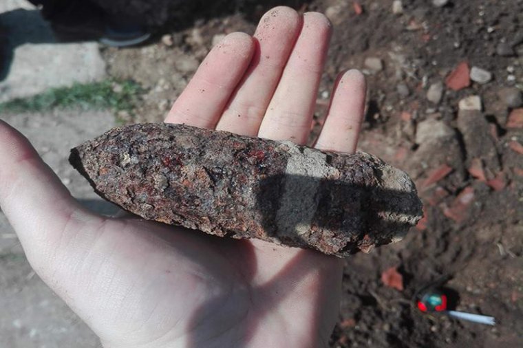 Fel nem robbant világháborús lövedéket találtak Gyergyószentmiklóson