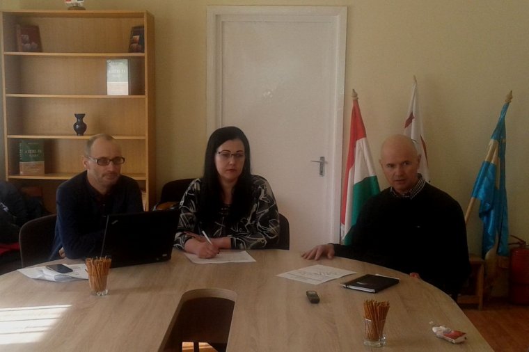 Segítenek, hogy ne legyen érvénytelen a gyergyóiak szavazata