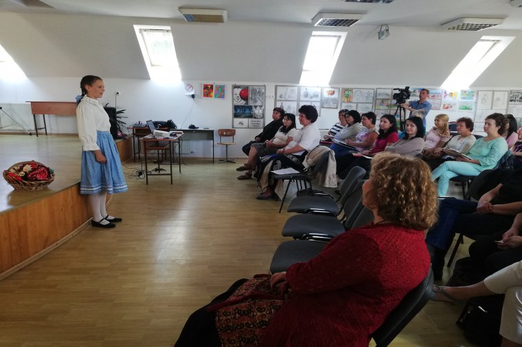 Óvónőknek tartanak szakmai képzést Gyergyószentmiklóson