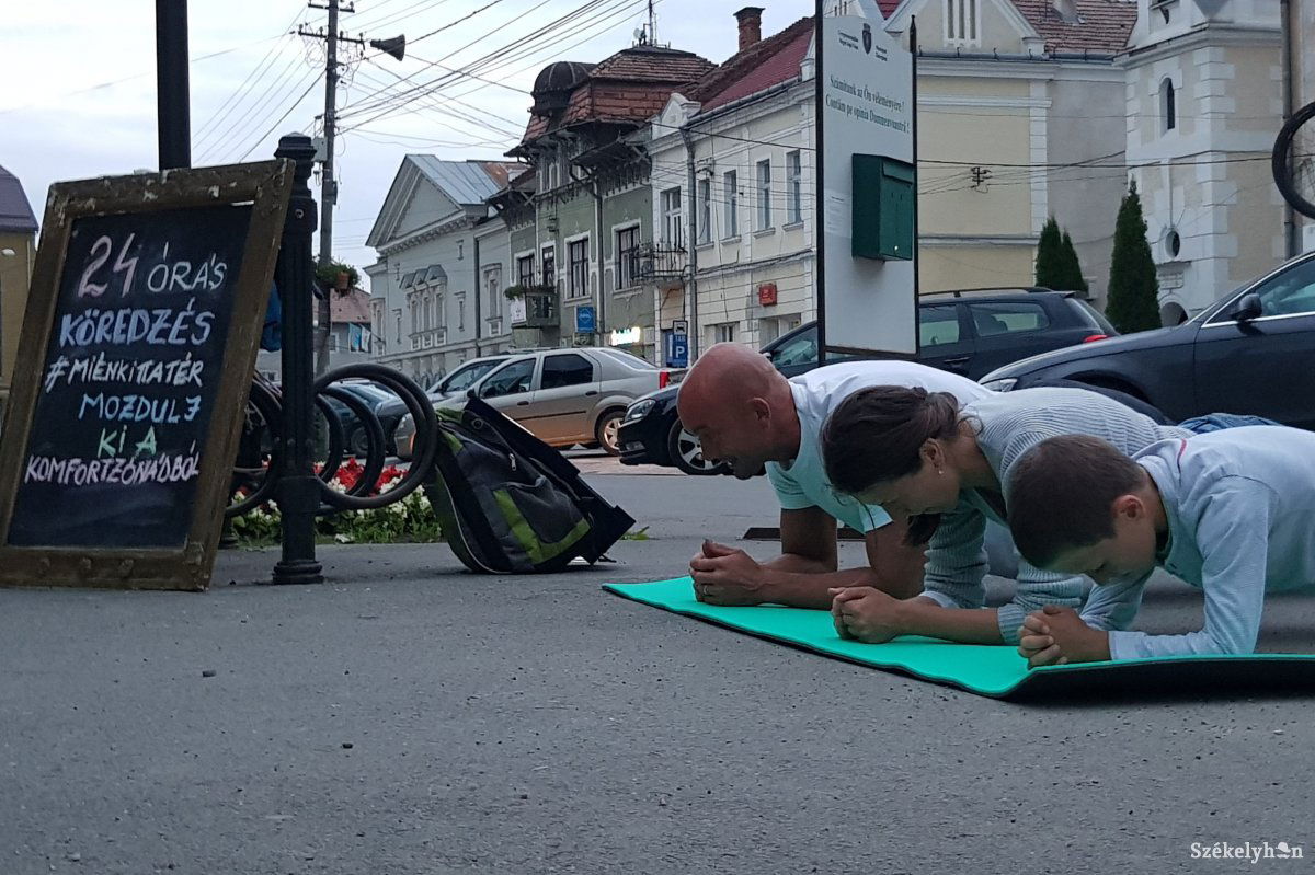 Több generáció egy célért: ami meg van mozgatva, nem romlik el olyan hamar •  Fotó: Balázs Katalin