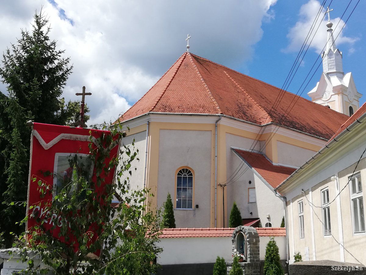 Az újfalvi falunapok a Sarlós Boldogaszony ünnepéhez kötődnek •  Fotó: Pethő Melánia