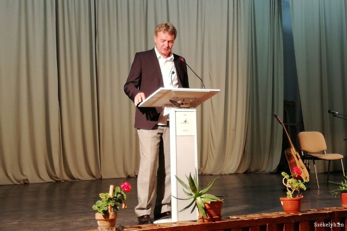 Kercsó Árpád. Elismerték a közösségért végzett tevékenységét •  Fotó: Pethő Melánia