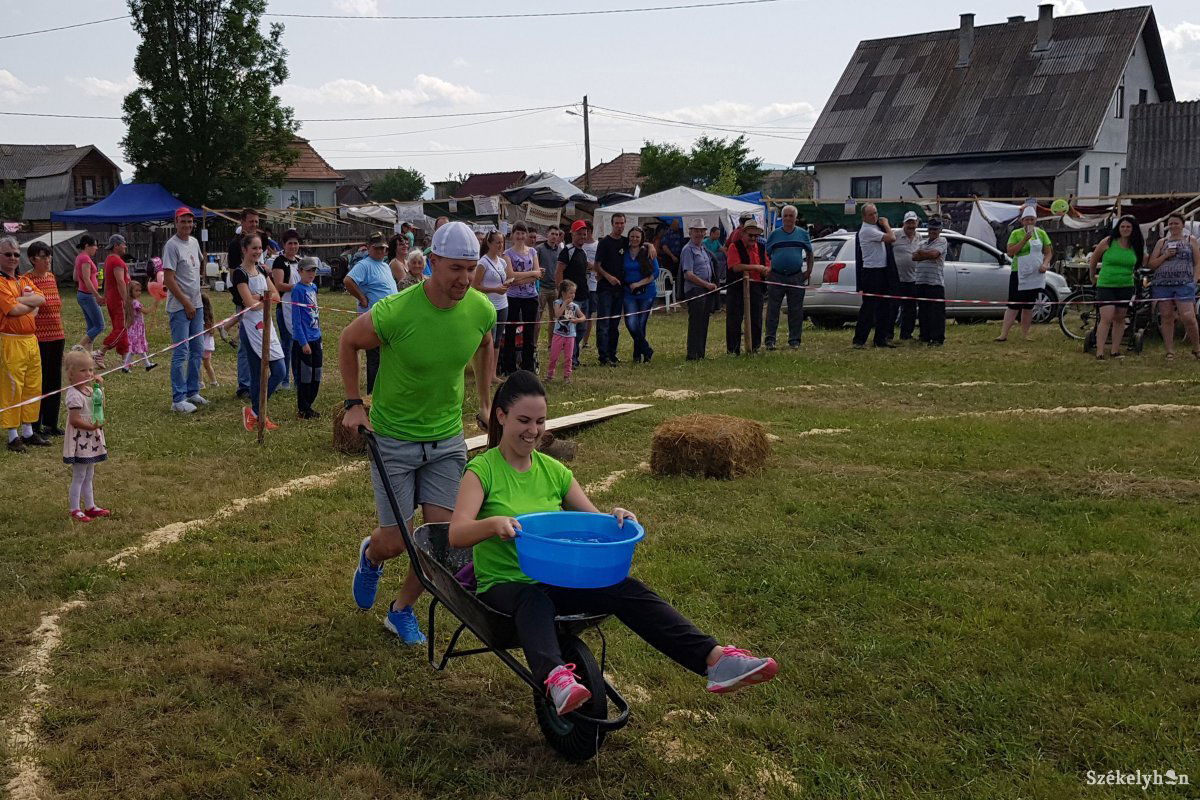 •  Fotó: Pethő Melánia