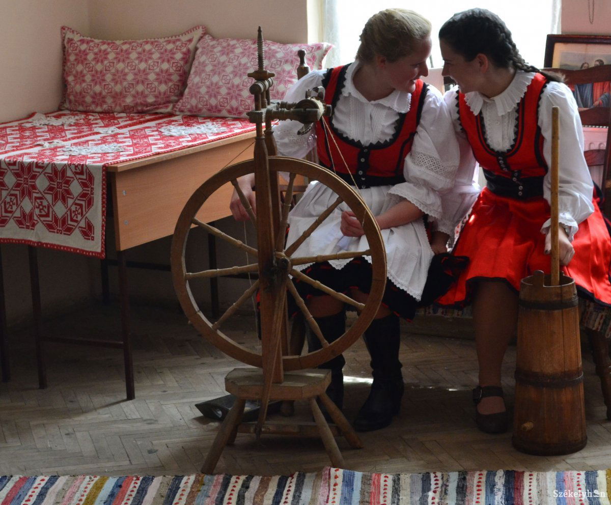 &bullet;  Fotó: Pethő Melánia